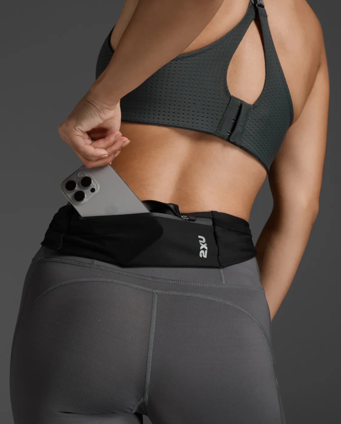 STRYQ Waist Pack – Minimal, Secure Storage for Runners