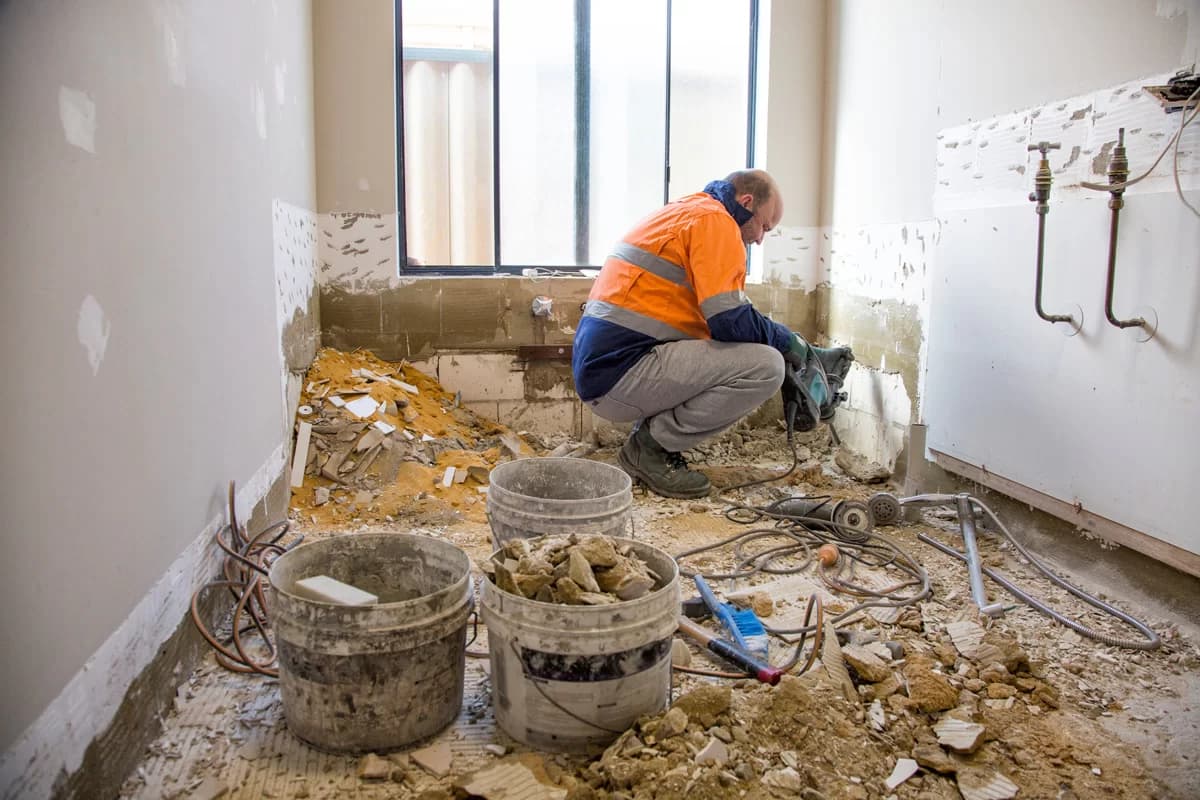 Expert Cleaning Services with water damage restoration barton creek austin tx