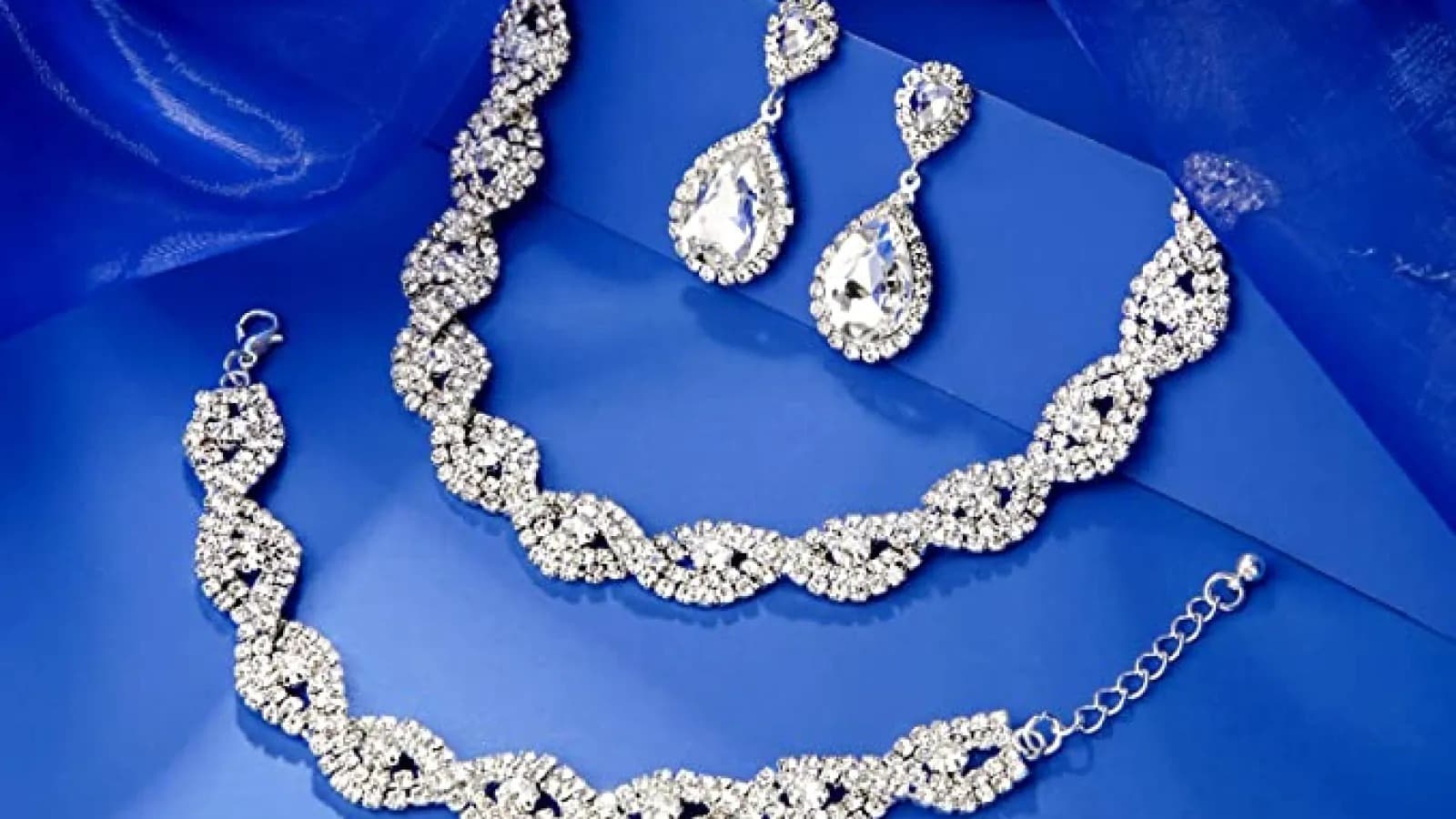 Find Affordable Diamond Gifts Without Compromising on Quality | London Diamond Online