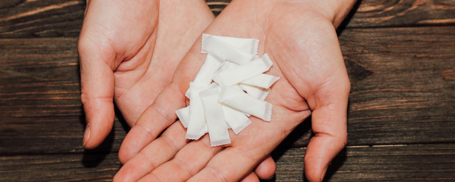 Why Zyn Pouches Canada Helps Curb the Growth of Contraband Tobacco Products