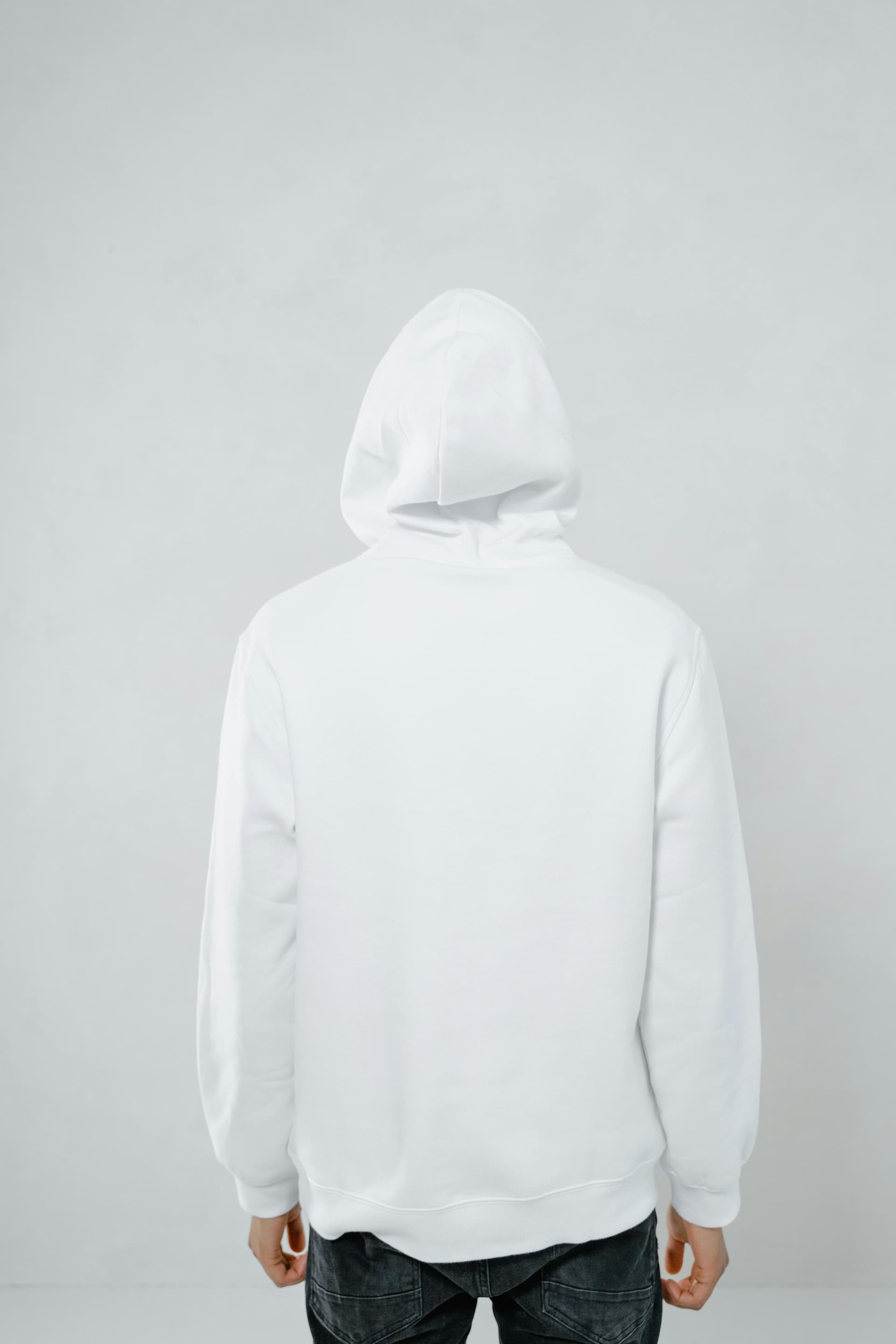 How to Rock Blank Hoodies in Minimalist Streetwear Looks