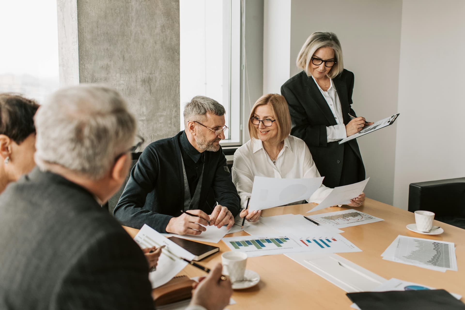 The Critical Role of a Purchasing Consultant in Ensuring Supply Chain Success