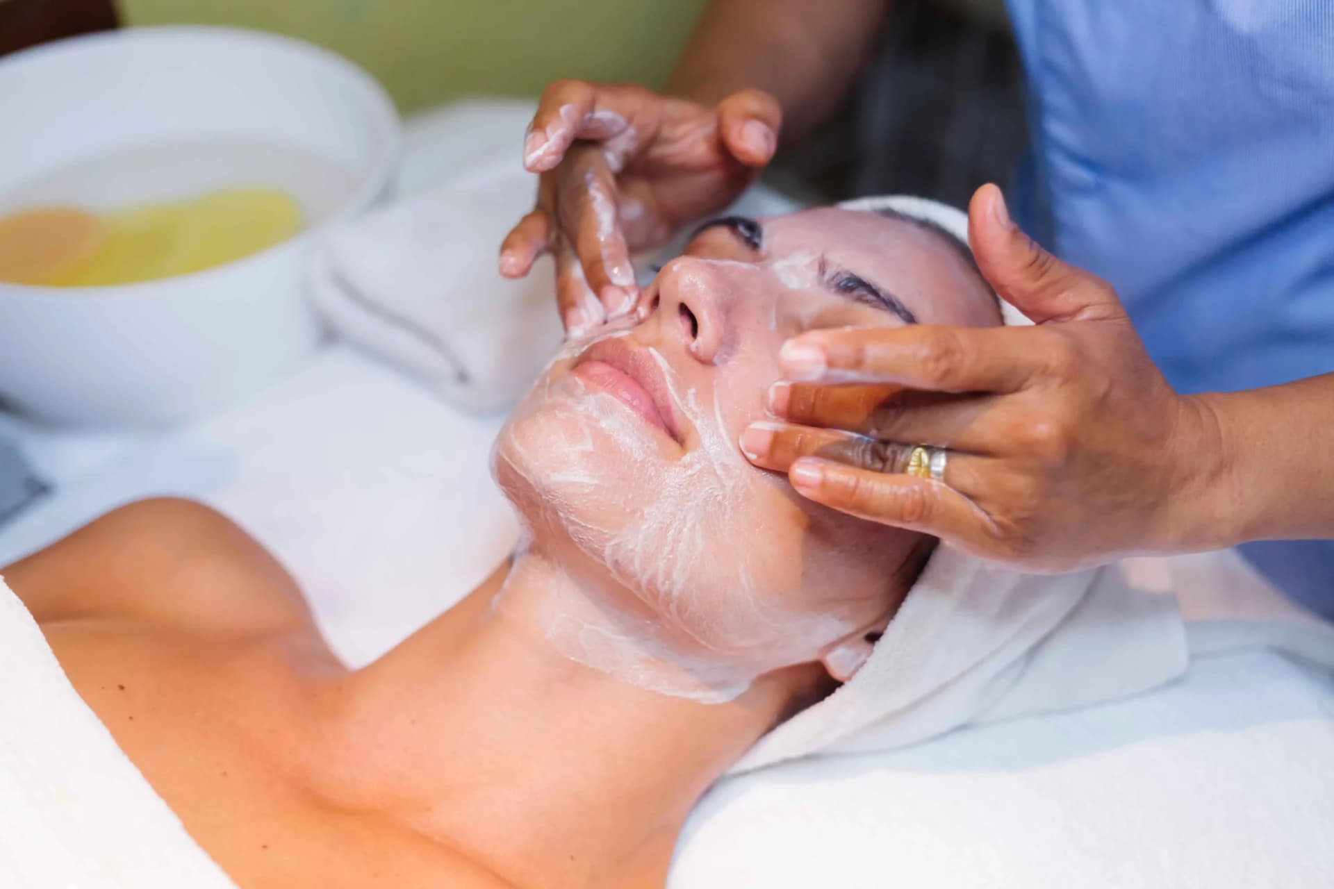Plant-Based Skincare Cream for Healthy, Glowing Skin