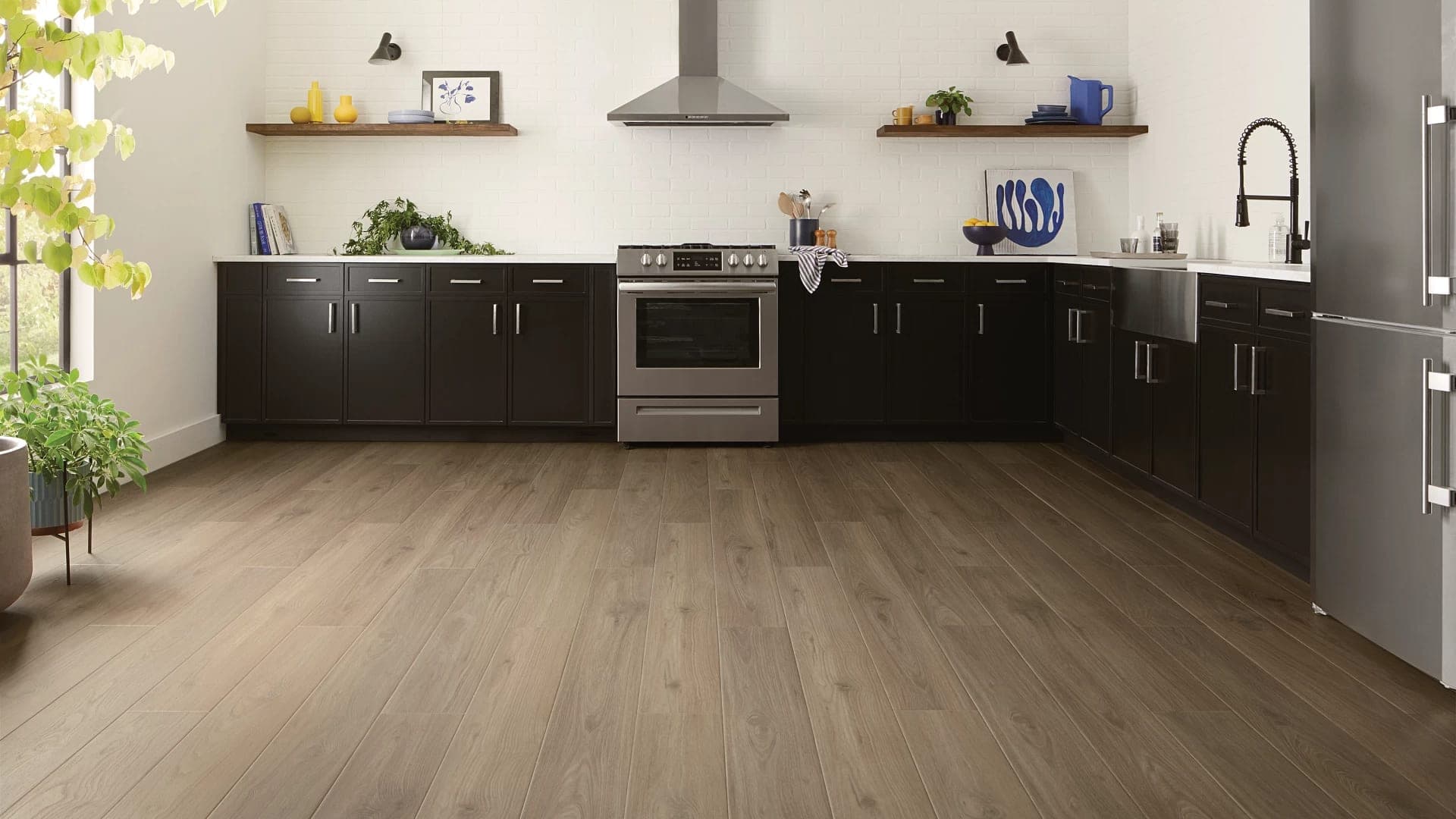 Best Vinyl Flooring Supplier in Chicago | Zinatex