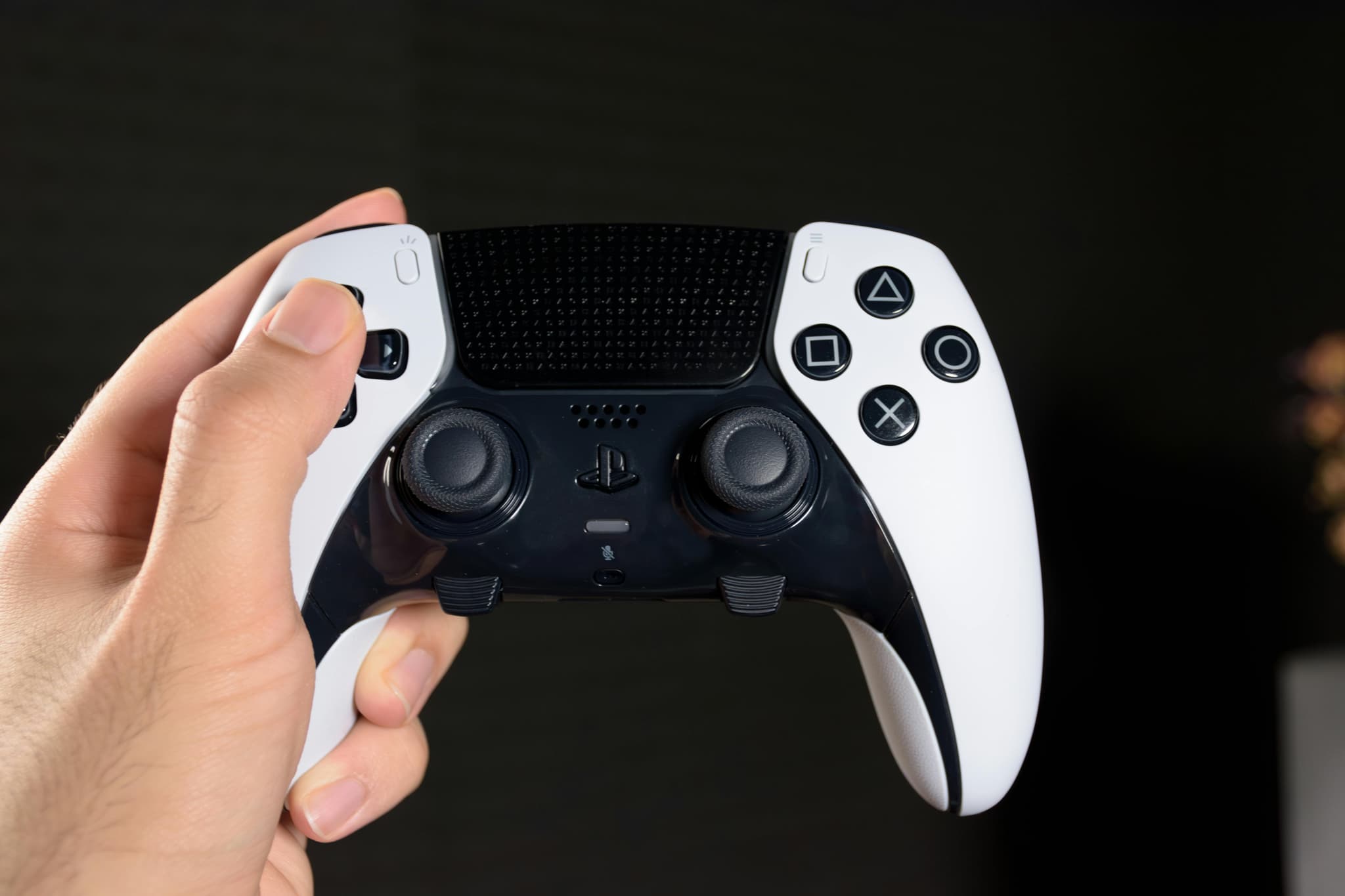 Retro Game Consoles – Authentic Classic Gaming for All Ages