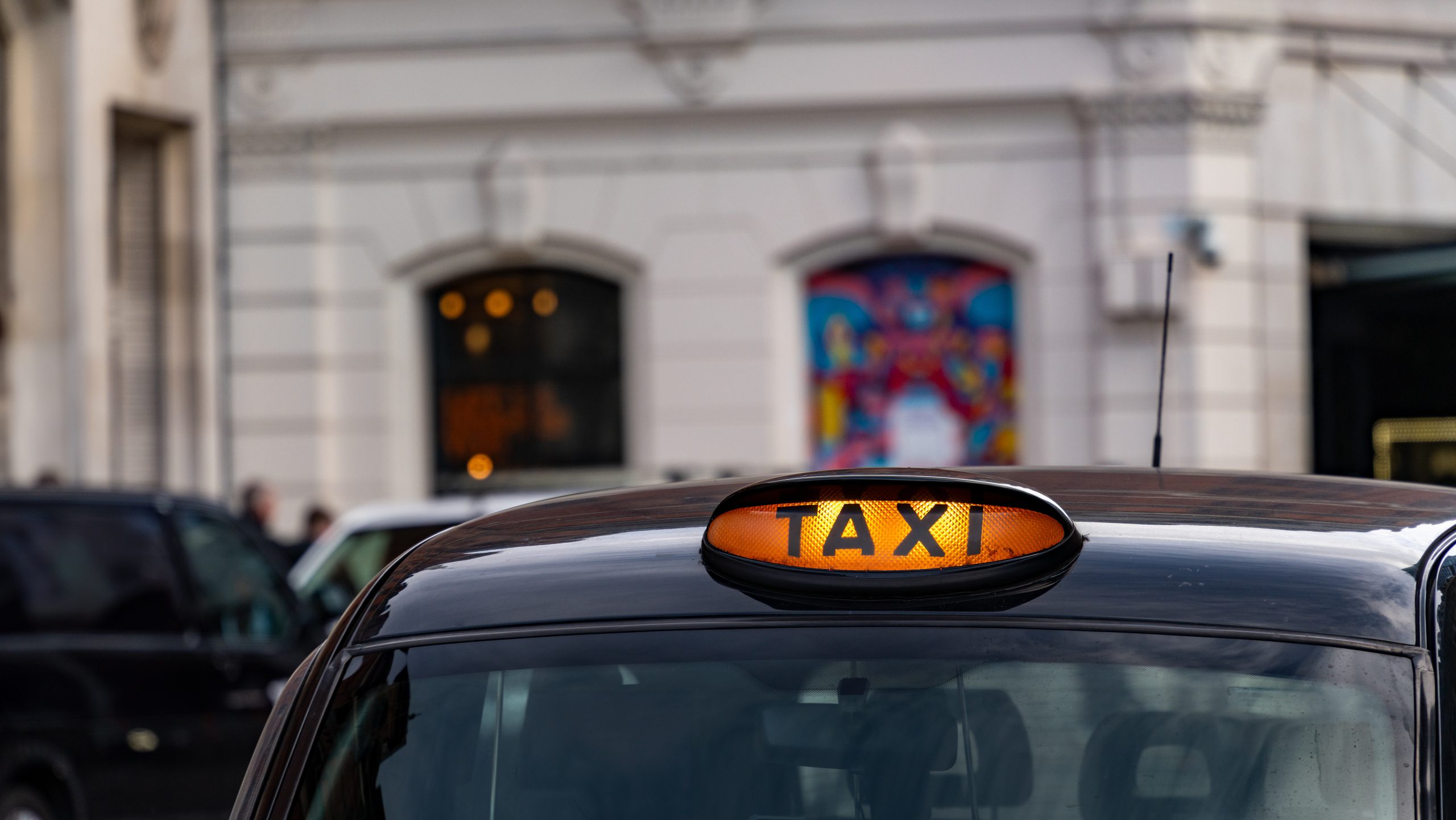 Esher Cabs – Affordable Airport and Local Transfers