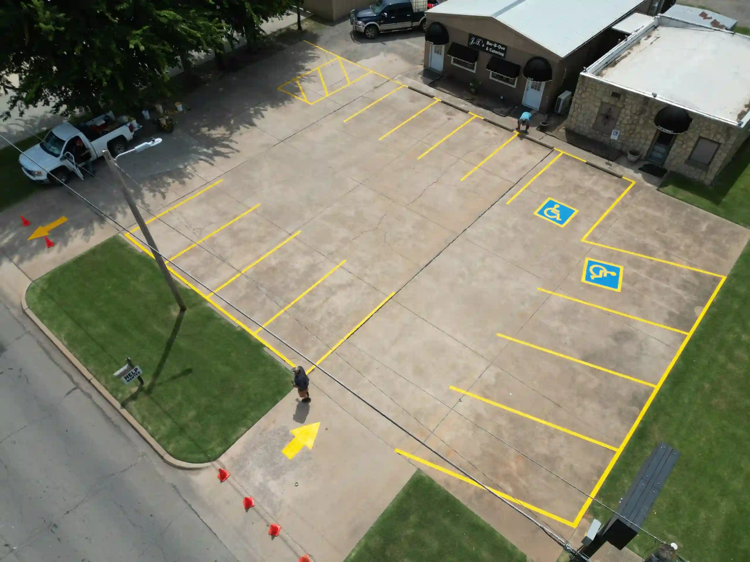 How Often Should Parking Lots Be Restriped Mississippi in Hot Weather