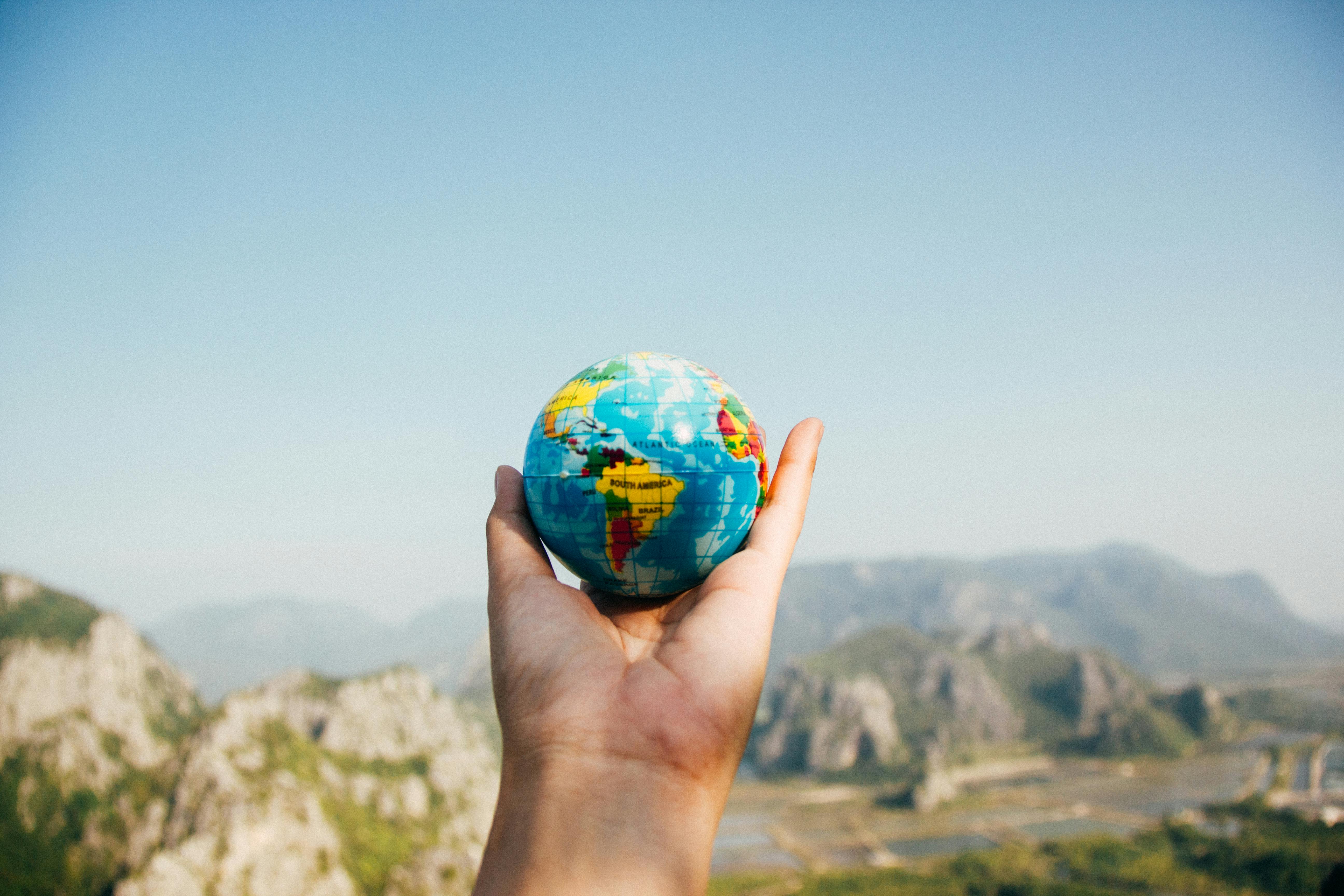 Family-Friendly Tips for Stress-Free Round the World Holidays