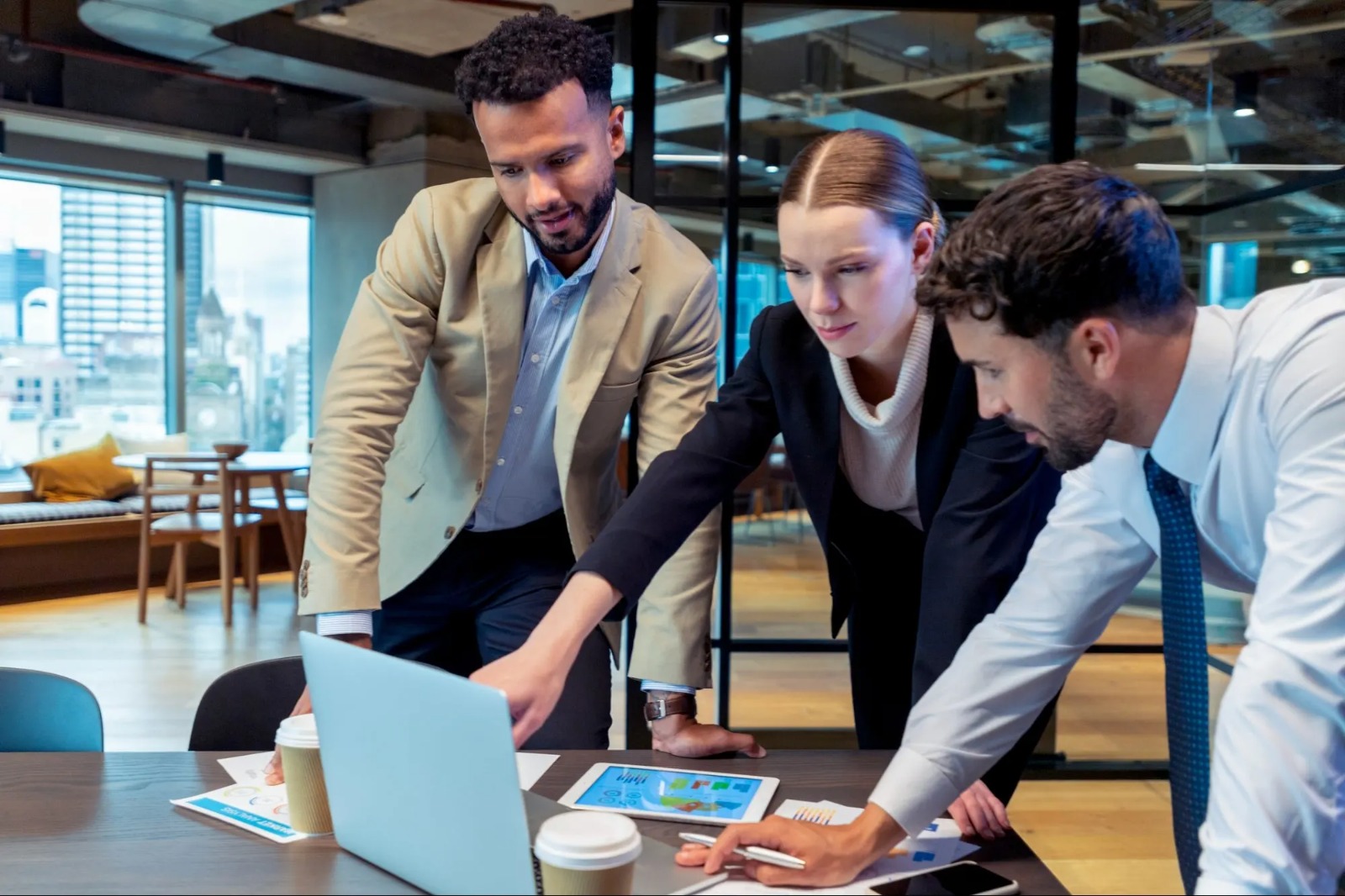 How Bid-No-Bid Analysis Saves Time and Improves Win Rates